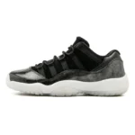Jordan Air Jordan 11 retro low barons Trendy Low Top Retro Basketball Shoes Men's Black